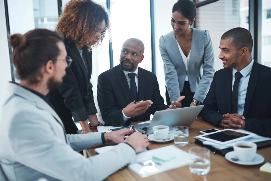 Estratégias Efetivas para Alinhar as Equipes de Vendas e Marketing: Caminho para o Sucesso Empresarial